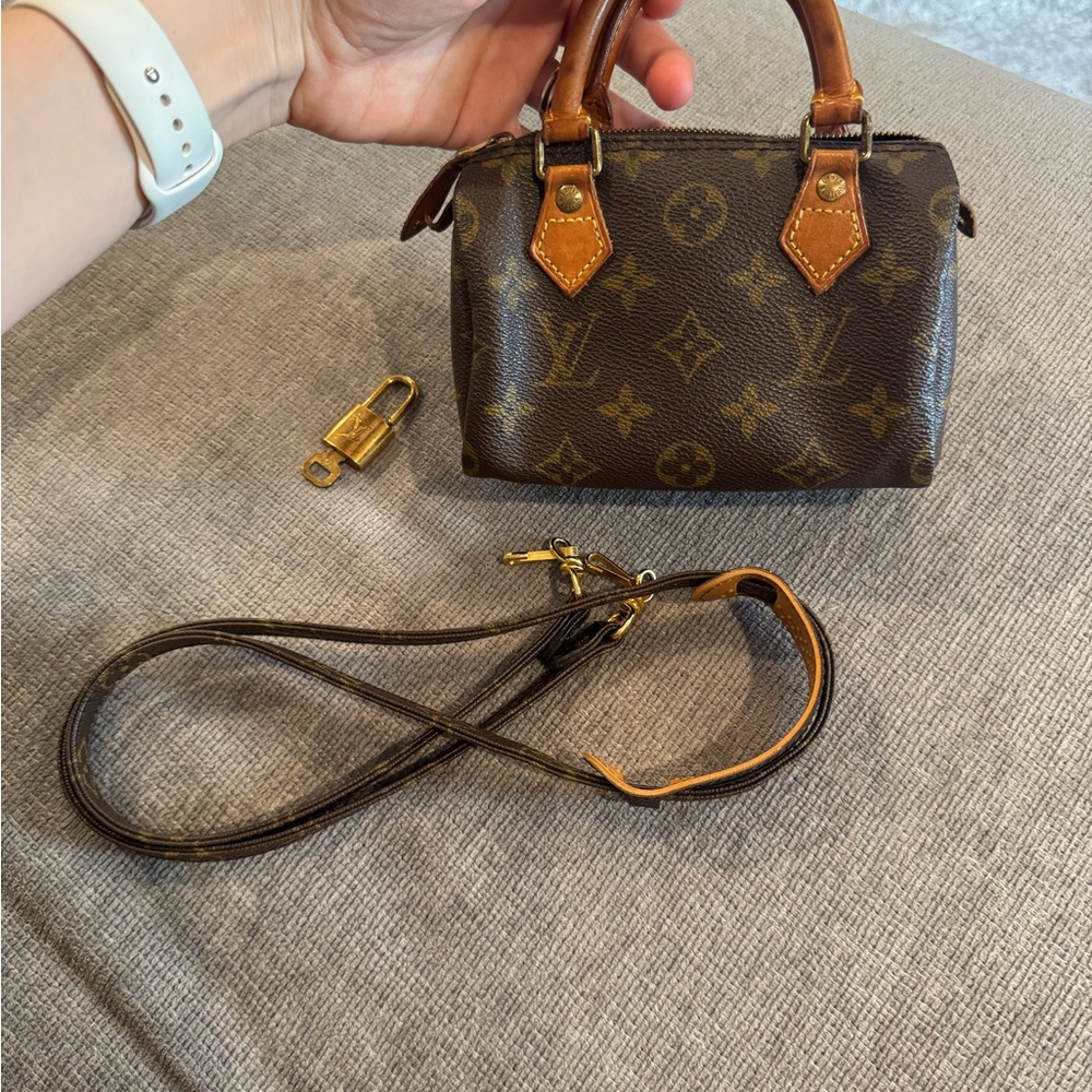 LOUIS VUITTON MINI SPEEDY WITH STRAP AND LOCK/KEY AUTHENTIC